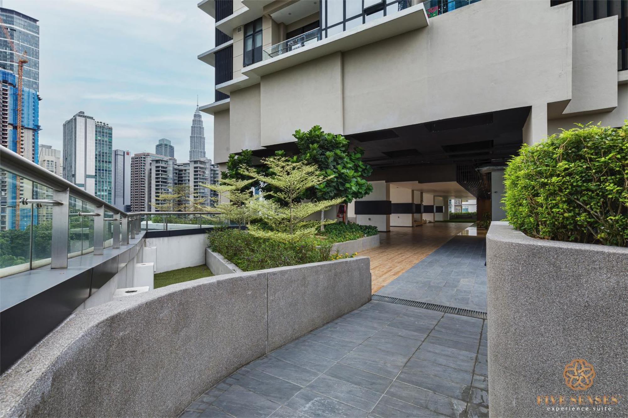 The Manor Residence Klcc By Five Senses Kuala Lumpur Exterior foto